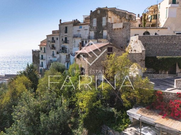 casa indipendente in vendita a Sperlonga
