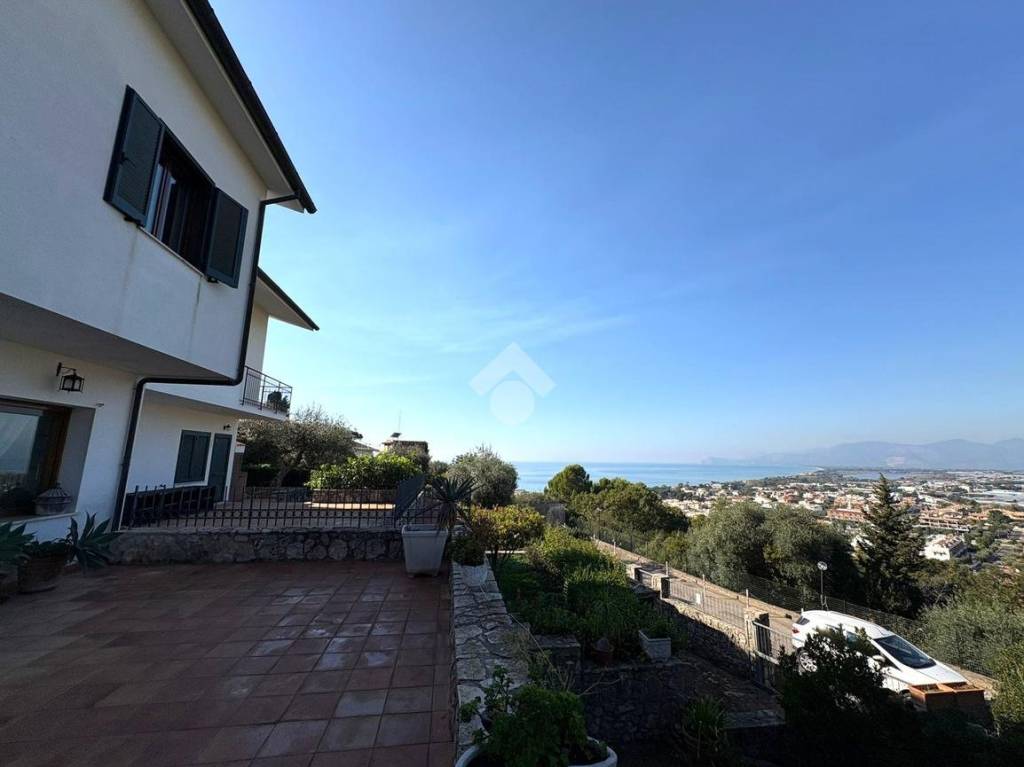 appartamento in vendita a Sperlonga