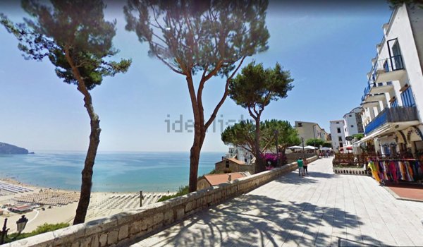 locale commerciale in vendita a Sperlonga