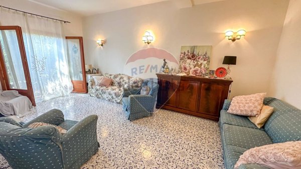 casa indipendente in vendita a Sperlonga
