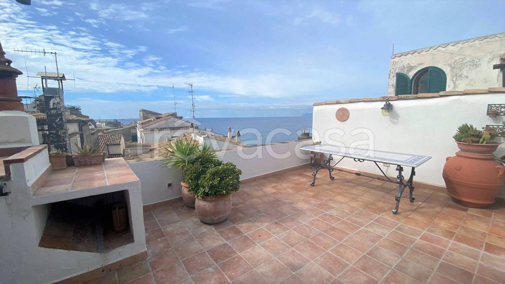 appartamento in vendita a Sperlonga