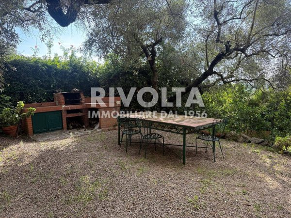 casa indipendente in vendita a Sperlonga