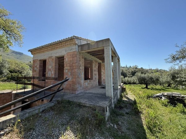 casa indipendente in vendita a Sperlonga