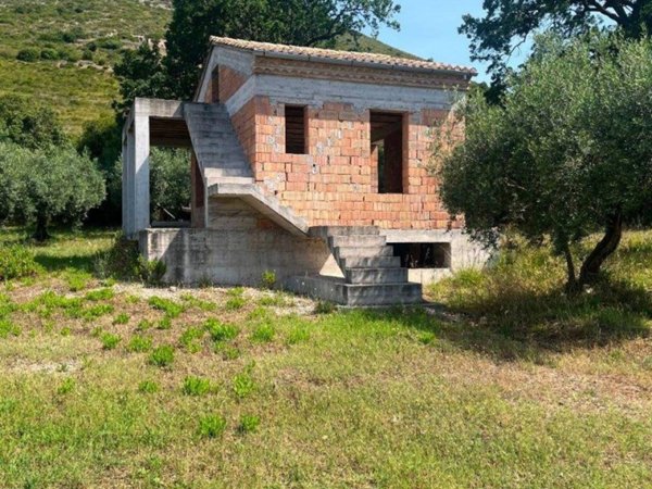 casa indipendente in vendita a Sperlonga