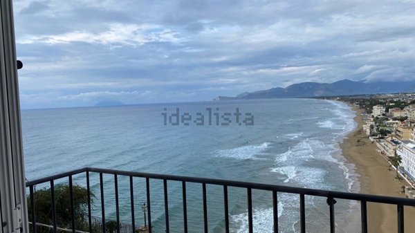 appartamento in vendita a Sperlonga in zona Fontana della Camera