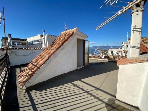 appartamento in vendita a Sperlonga in zona Fontana della Camera