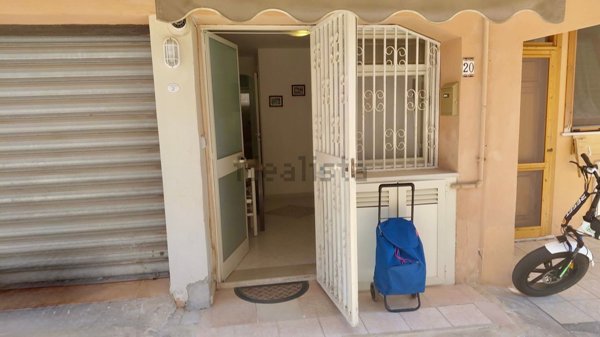 appartamento in vendita a Sperlonga in zona Fontana della Camera