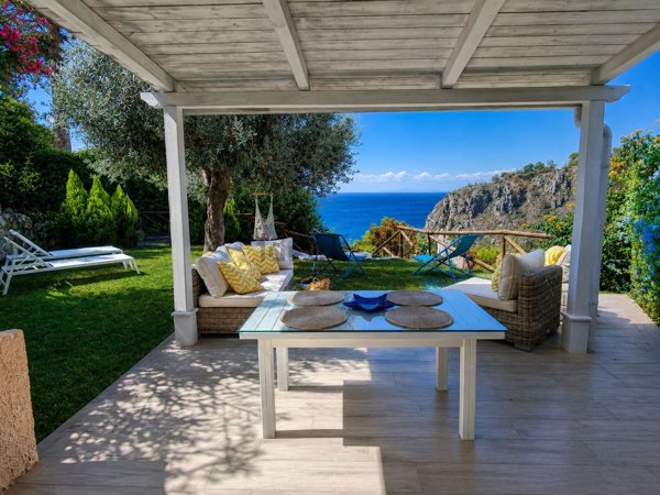 casa indipendente in vendita a Sperlonga