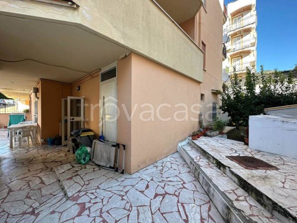 appartamento in vendita a Sperlonga in zona Fontana della Camera