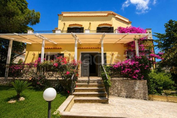 casa indipendente in vendita a Sperlonga