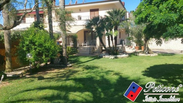 casa indipendente in vendita a Sperlonga in zona Fontana della Camera