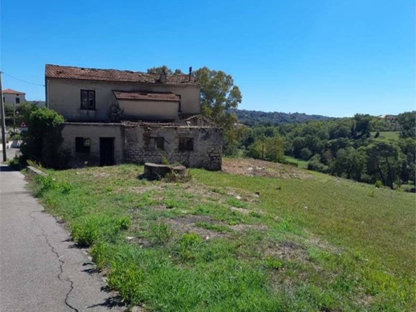 casa indipendente in vendita a Spigno Saturnia