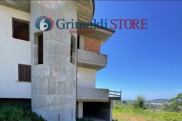 casa indipendente in vendita a Spigno Saturnia in zona Campodivivo