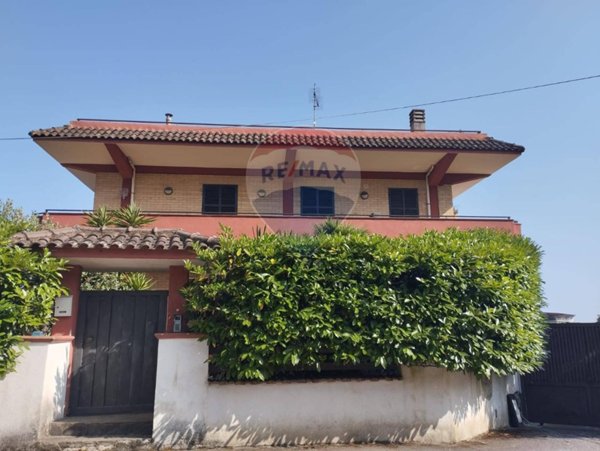 casa indipendente in vendita a Spigno Saturnia