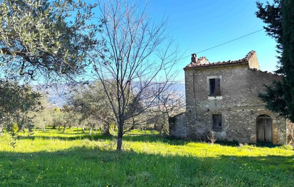 casa indipendente in vendita a Spigno Saturnia