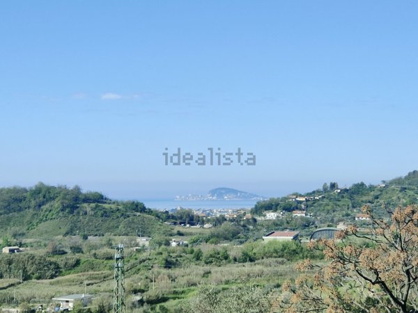 casa indipendente in vendita a Spigno Saturnia in zona Campodivivo