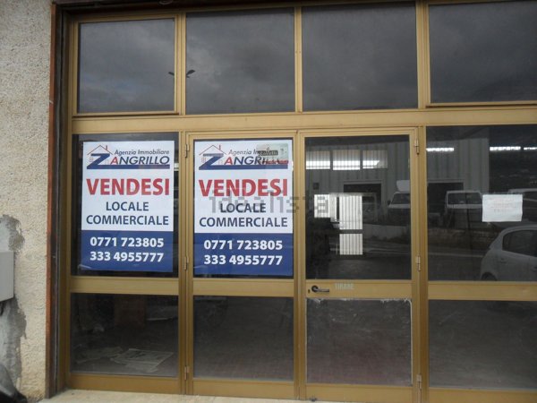 locale commerciale in vendita a Spigno Saturnia