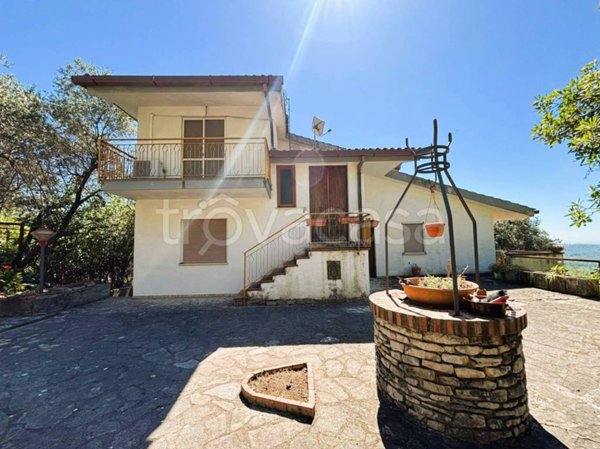 casa indipendente in vendita a Spigno Saturnia