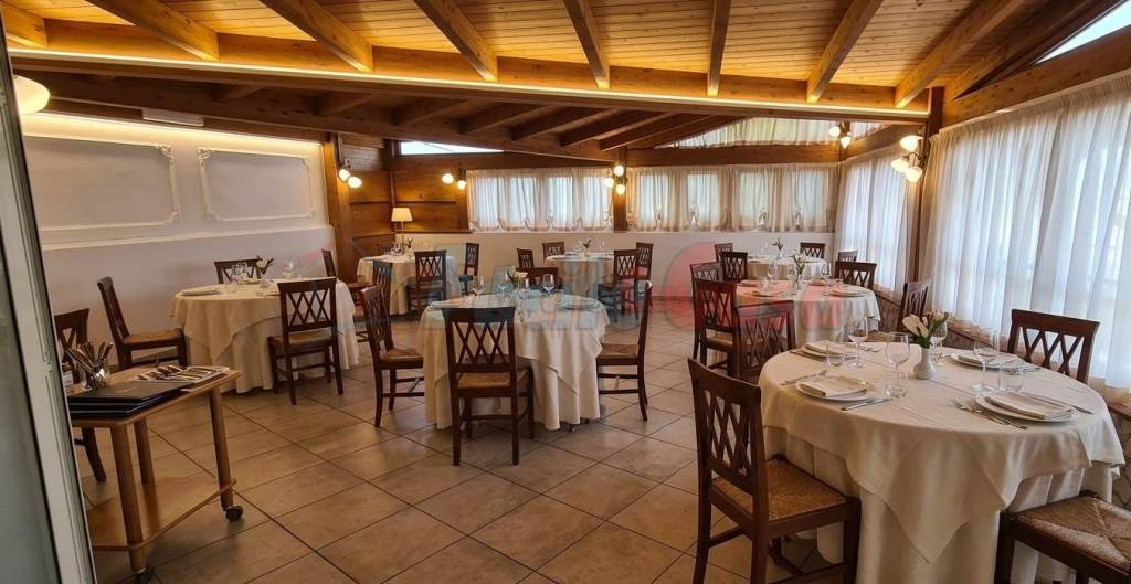 negozio in vendita a Spigno Saturnia