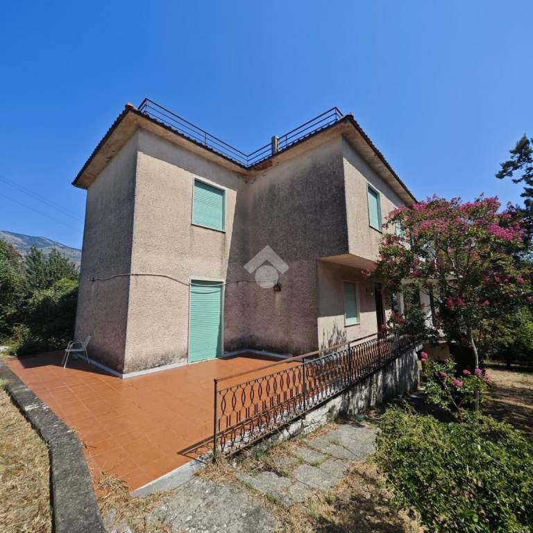 casa indipendente in vendita a Spigno Saturnia