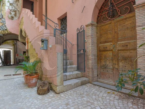appartamento in vendita a Terracina
