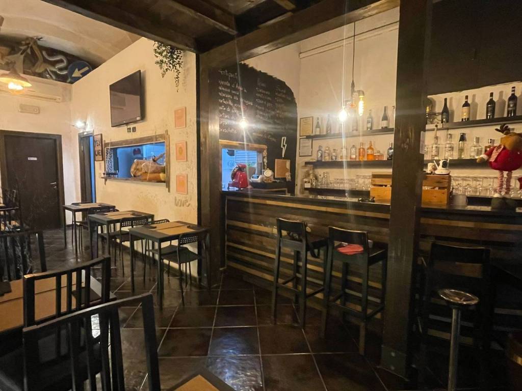 negozio in vendita a Terracina