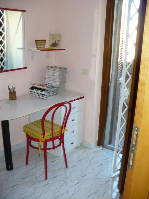 casa indipendente in vendita a Terracina