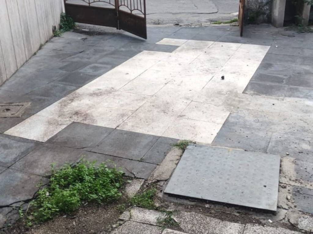 negozio in vendita a Terracina
