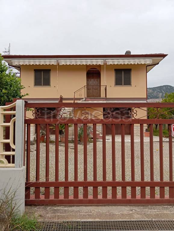 casa indipendente in vendita a Terracina