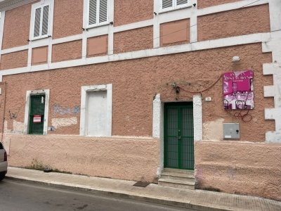 negozio in vendita a Terracina