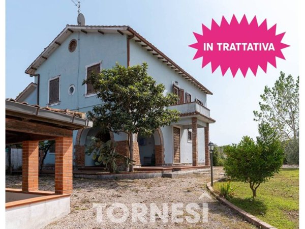 casa indipendente in vendita a Terracina