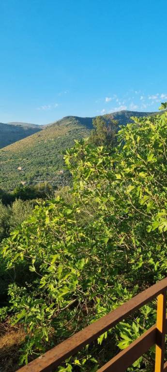 casa indipendente in vendita a Terracina