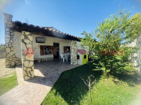 casa indipendente in vendita a Terracina