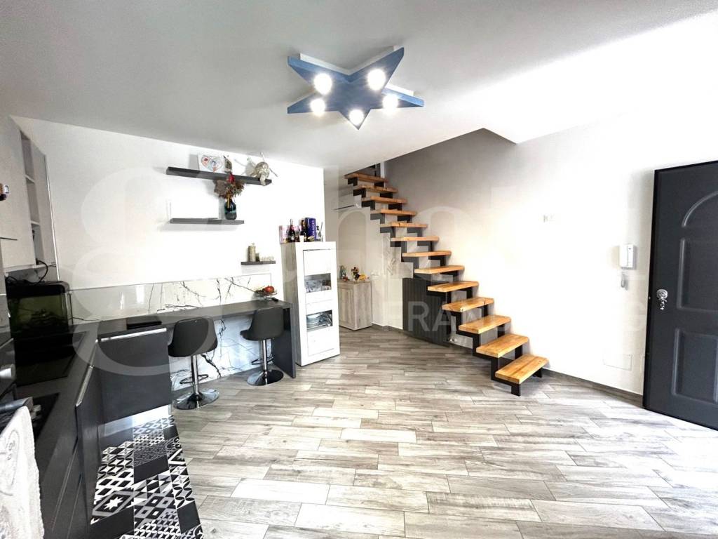 casa indipendente in vendita a Terracina