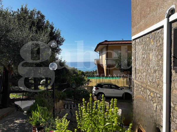 appartamento in vendita a Terracina