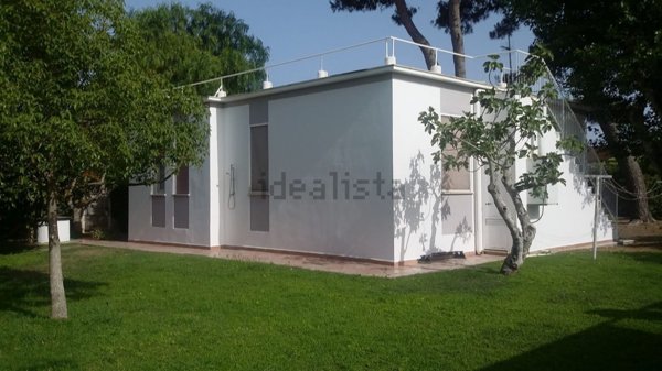 casa indipendente in vendita a Terracina