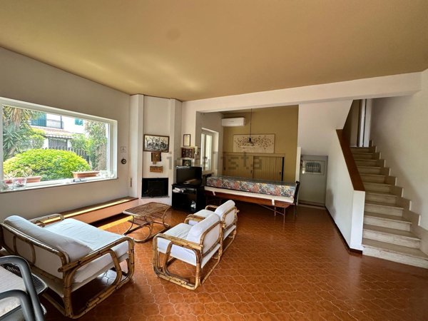 casa indipendente in vendita a Terracina