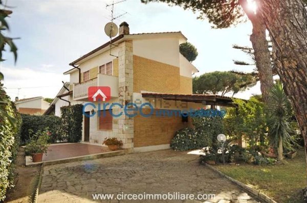 casa indipendente in vendita a Terracina