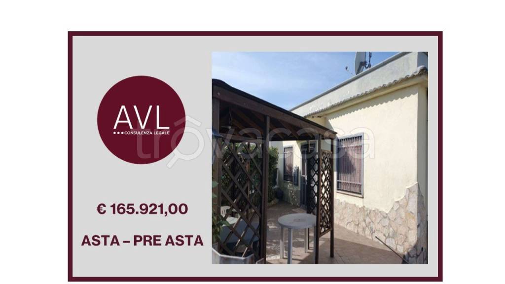 casa indipendente in vendita a Terracina