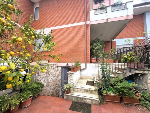 casa indipendente in vendita a Terracina in zona Hermada