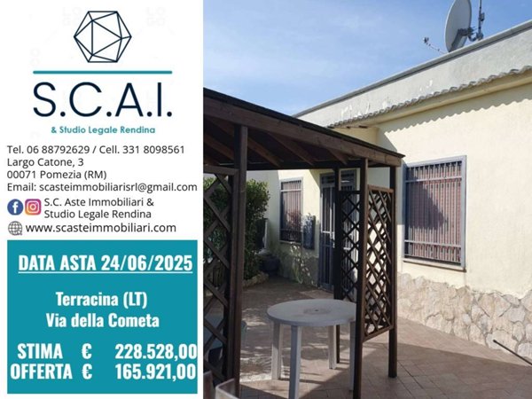 casa indipendente in vendita a Terracina