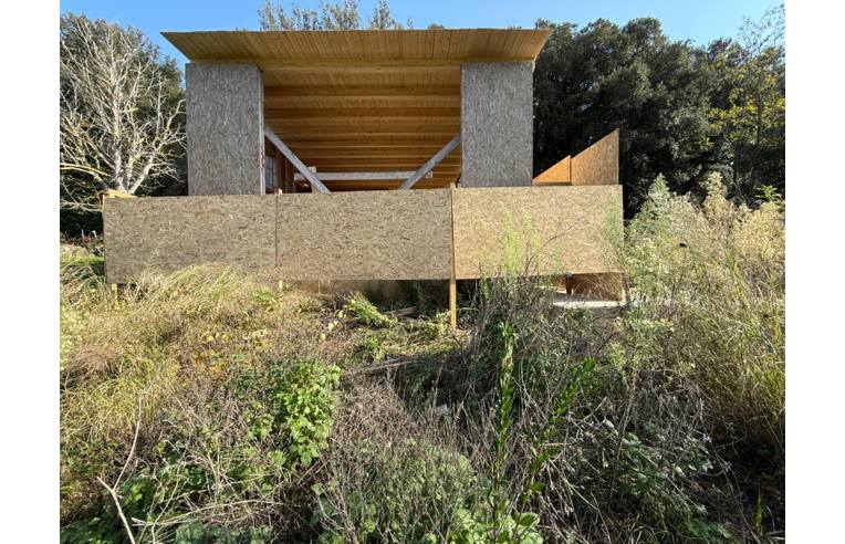 casa indipendente in vendita a Terracina in zona La Fiora