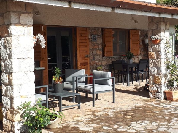 casa indipendente in vendita a Terracina