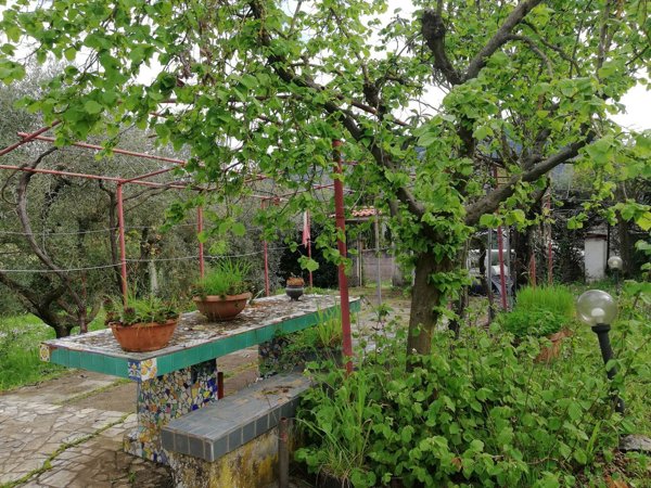casa indipendente in vendita a Terracina