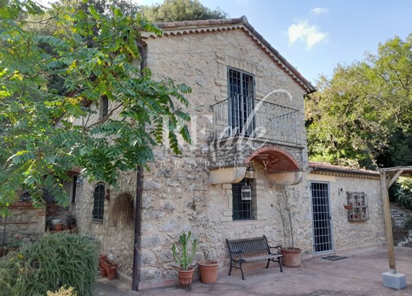 casa indipendente in vendita a Terracina