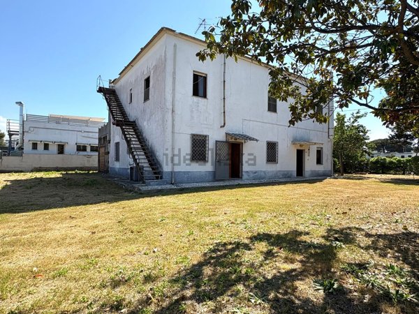 casa indipendente in vendita a Terracina