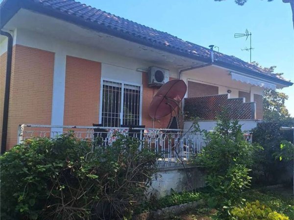 casa indipendente in vendita a Terracina