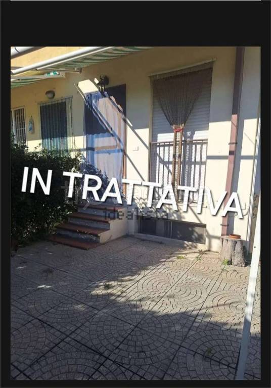 casa indipendente in vendita a Terracina in zona Hermada