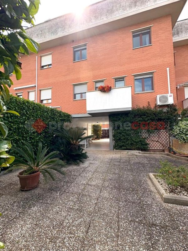 casa indipendente in vendita a Terracina in zona Hermada