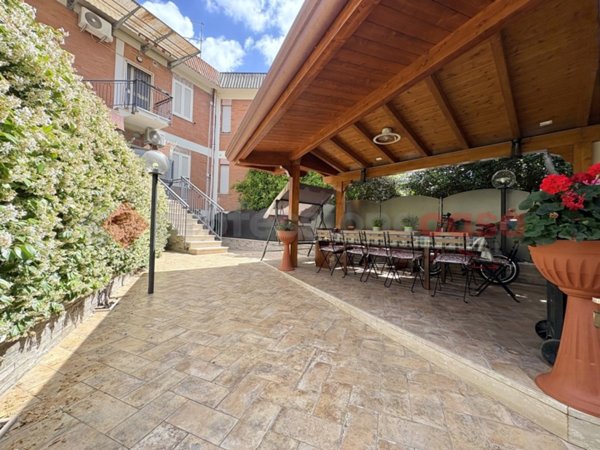 casa indipendente in vendita a Terracina